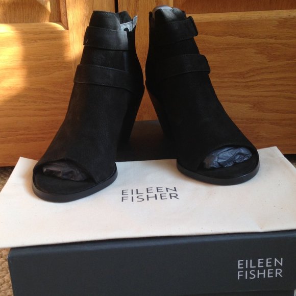 EILEEN FISHER - List Nubuck Peep Toe Bootie - New with Box - Picture 2 of 8